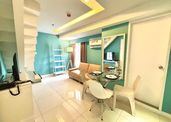Cozy 2br In Bgc Victoria *