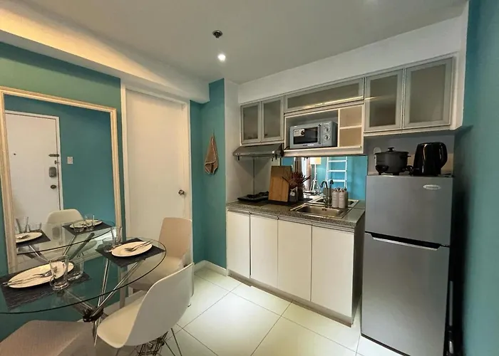 Cozy 2br In Bgc Victoria Apartamento