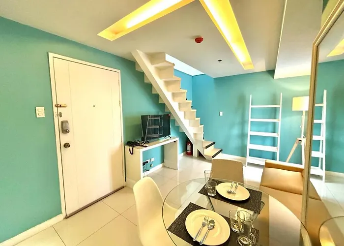 Cozy 2br In Bgc Victoria *