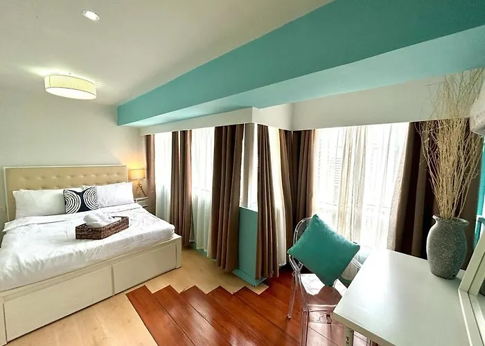 Cozy 2br In Bgc Victoria *